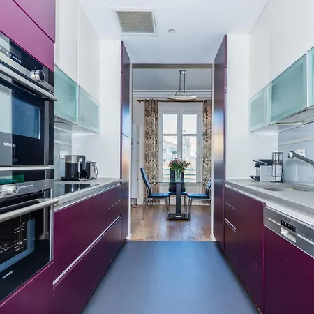 Victor Hugo - Modern And Sunny, Terrace, 2 Baths *